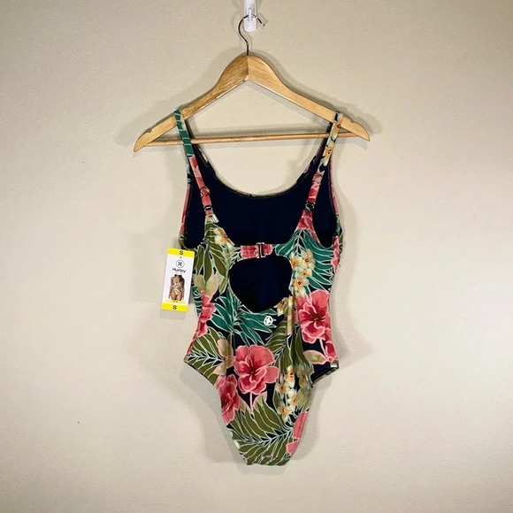 Hurley NWT One Piece UPF 50+ Protection Swimsuit Size Small Women Beach Resort - Picture 2 of 11